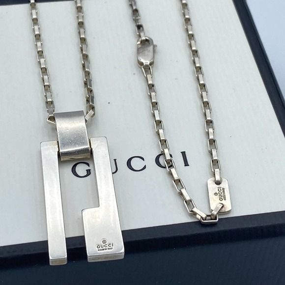 Authentic Gucci  G Pendant Necklace  Sterling sliver 17" - Picture 1 of 8